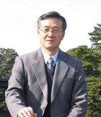 教授：刘多田