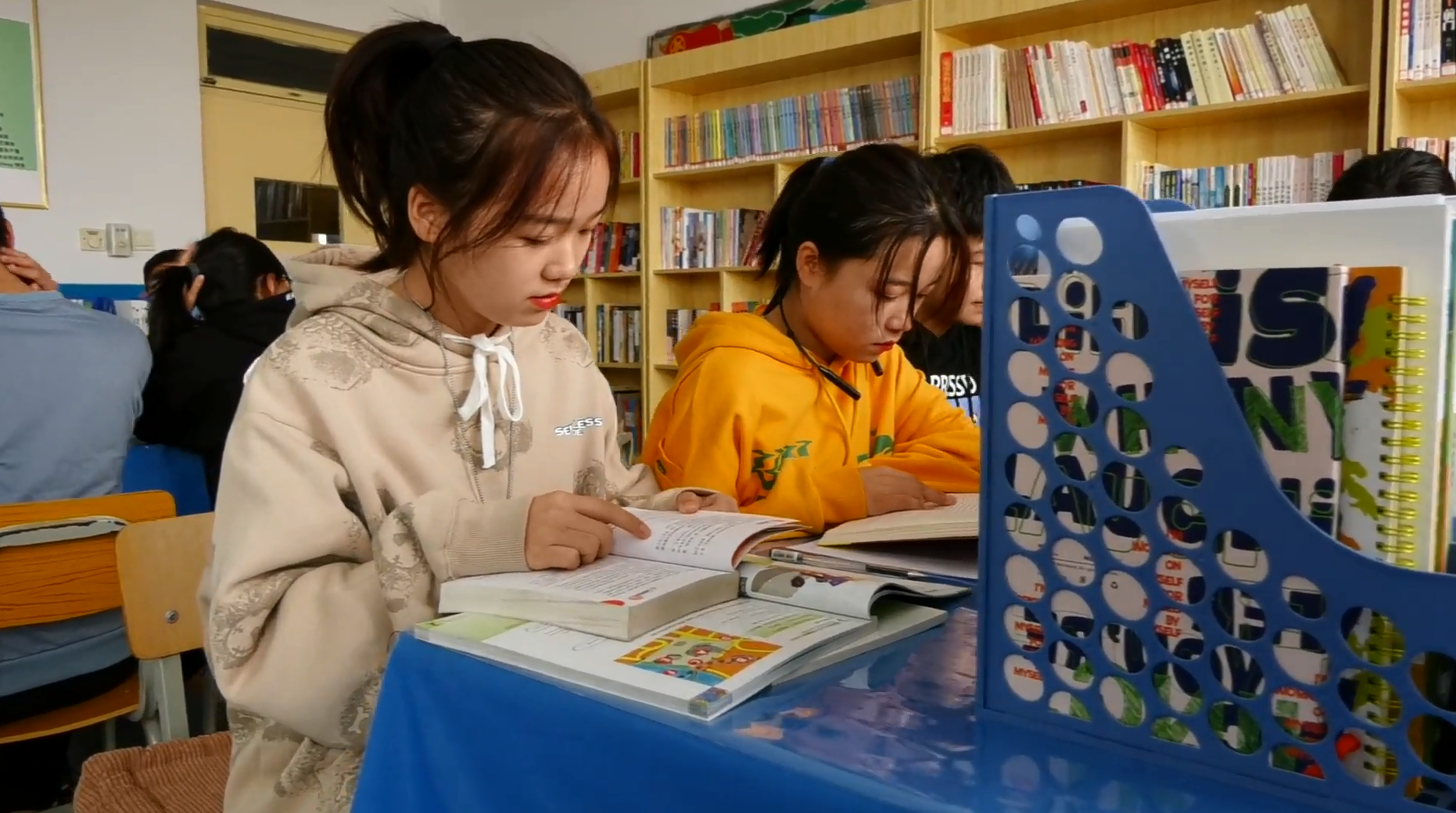 河外在全国率先打造“专业公司化”让准职业人向职业人转变！