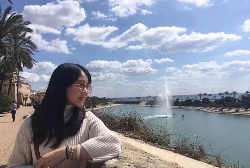 河外毕业生翟丽颖，五年时间实现专本硕连读，出国深造！