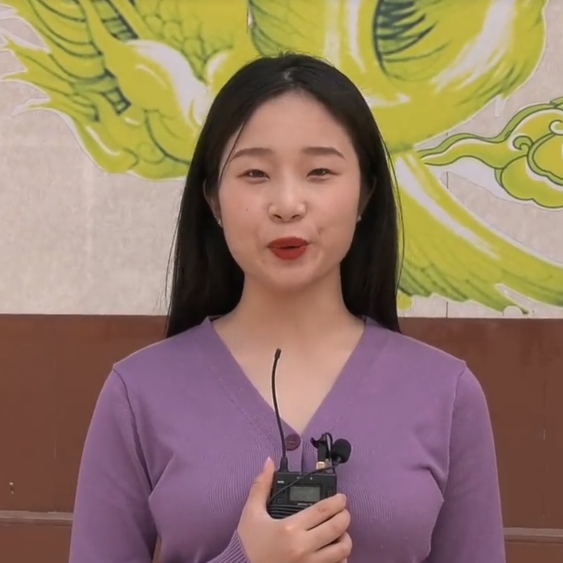 河北外国语学院的校园中到处都有勤奋的身影