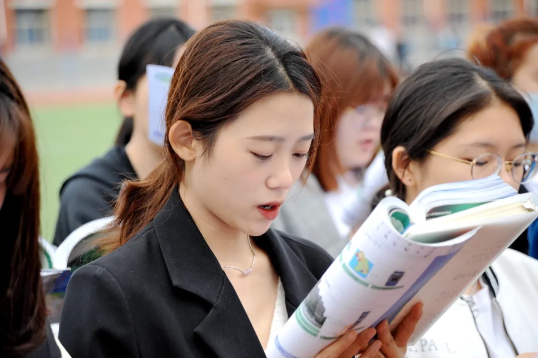 人民日报海外网报道河北外国语学院打造五级治理体系，培养社会实用型人才