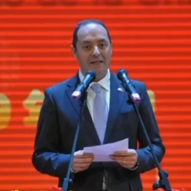 河外国际化特聘教授二