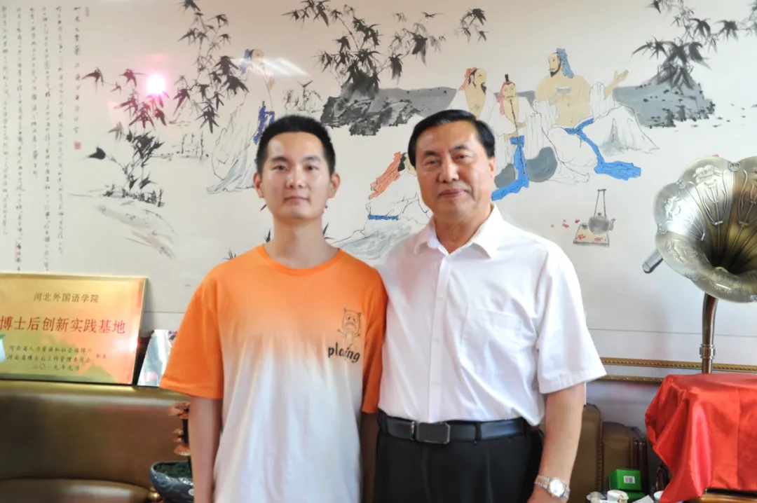 河外学子杨述峰成为武安市公安局的一名人民警察