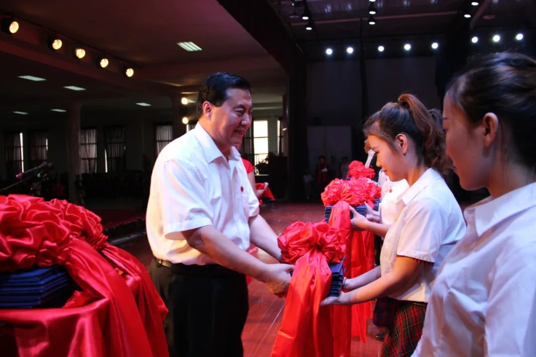 【河外大学观】孙校长：运用“河外比较理论”，保持差距式追求