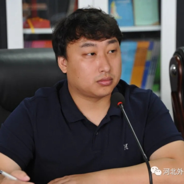 韩语专业：李航