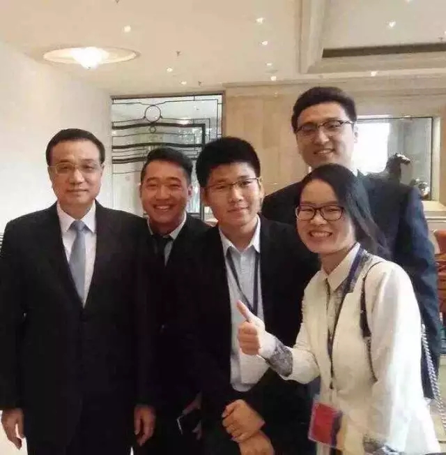 河北外国语学院2009级应用西班牙语专业曹聪，现就职于湖南外国语职业学院西方语言学院